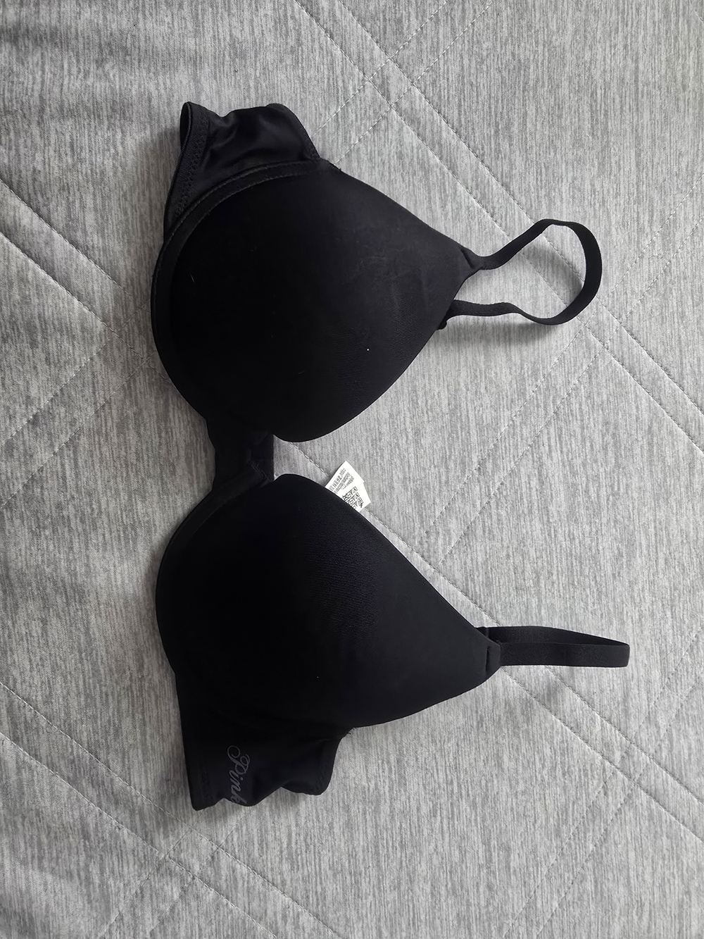 PINK Victoria's Secret Black T-Shirt Bra - Smooth Molded Cups